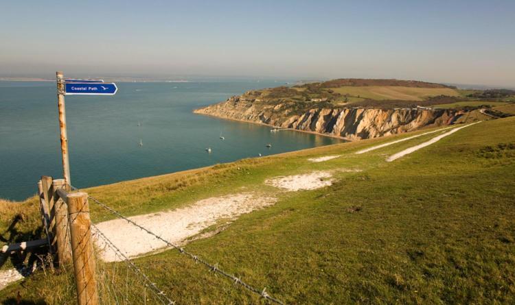 "Trinity" At Whitecliff Bay Isle Of Wight- Yarborough View 4 Hotel Bembridge Exterior photo